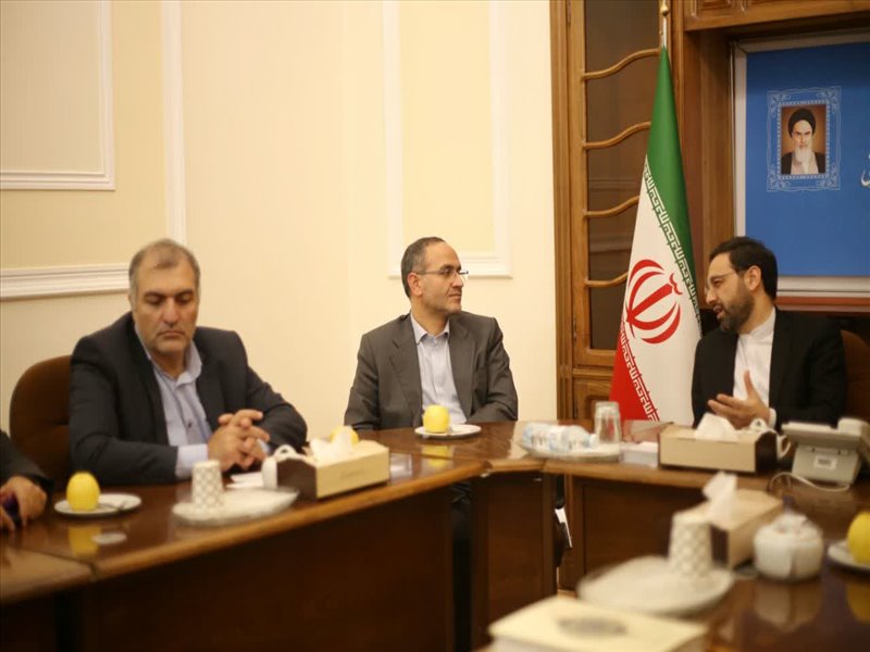 دیدار معاون وزیر بهداشت با استاندار آذربایجان شرقی